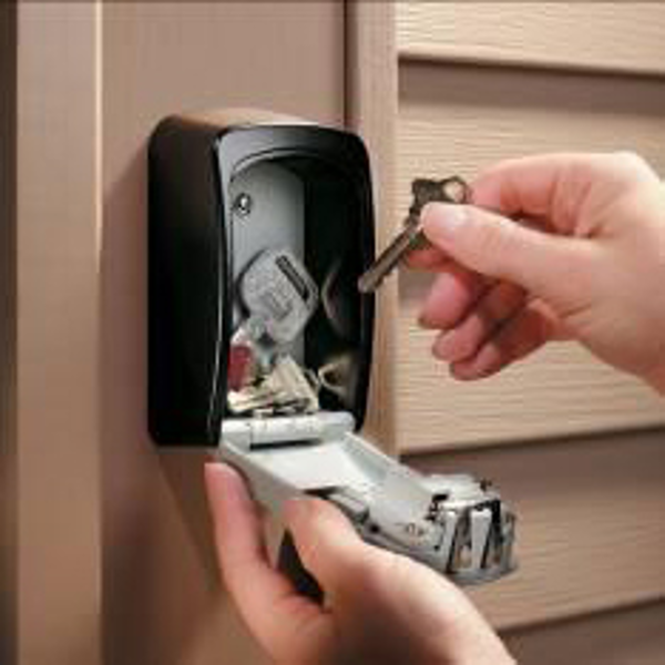 L17053 - MASTER LOCK 5401EURD Key Safe